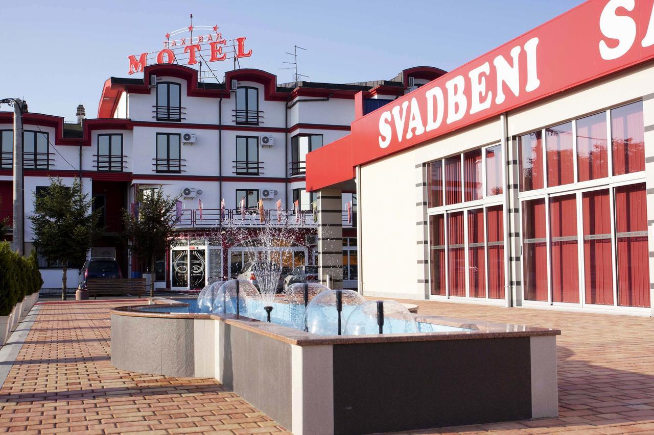Taxi Bar Motel Gradiška Eksteriør billede